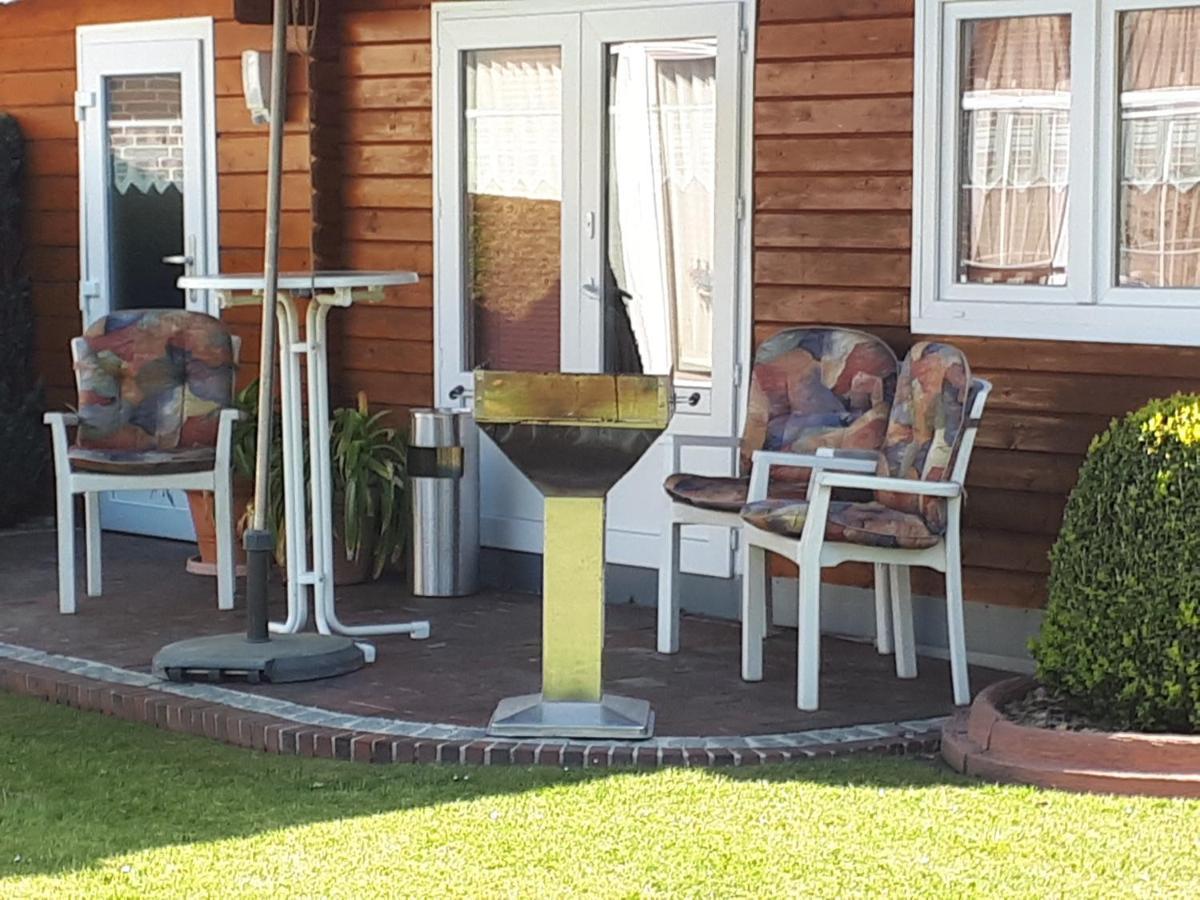 Familienurlaub In Ostfriesland Fuer Max 7 Pers In 2 Wohnungen, Auch Einzeln Wohnungen Utarp Экстерьер фото