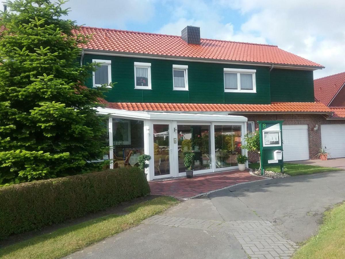 Familienurlaub In Ostfriesland Fuer Max 7 Pers In 2 Wohnungen, Auch Einzeln Wohnungen Utarp Экстерьер фото
